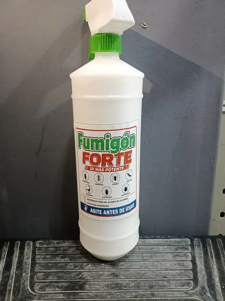 VENENO LIQUIDO P/CUCARACHAS C/ATOMIZADOR 1L FUMIGON
